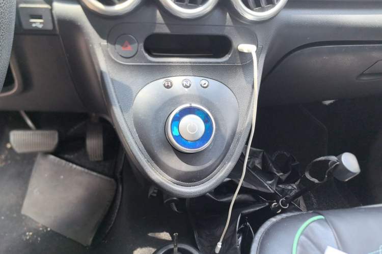 Used ORA Black Cat 2019 301km Standard Edition Gear Lever