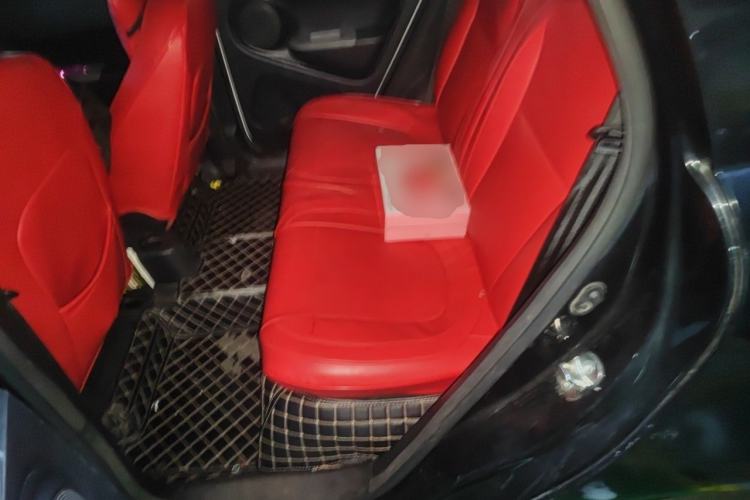 Used ORA Black Cat 2019 351 km Goddess Edition Left Rear Seat
