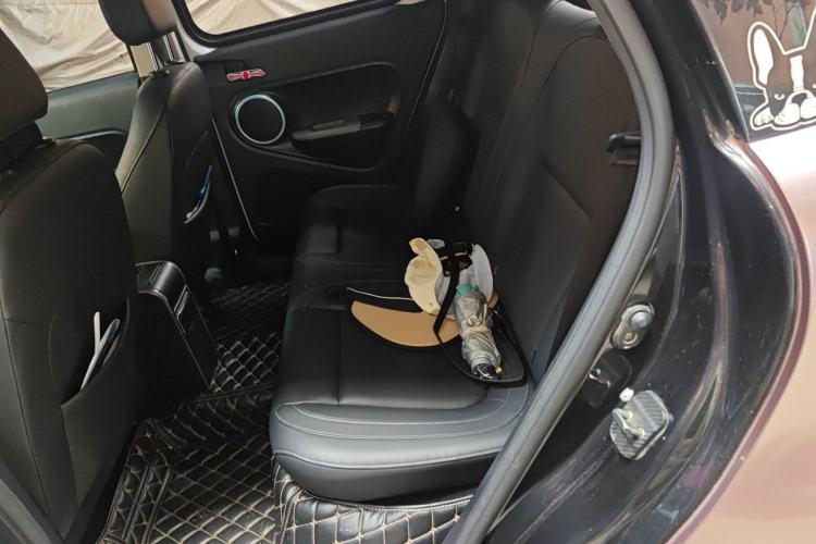 Used ORA Black Cat 2019 351 km Family Edition Left Rear Seat