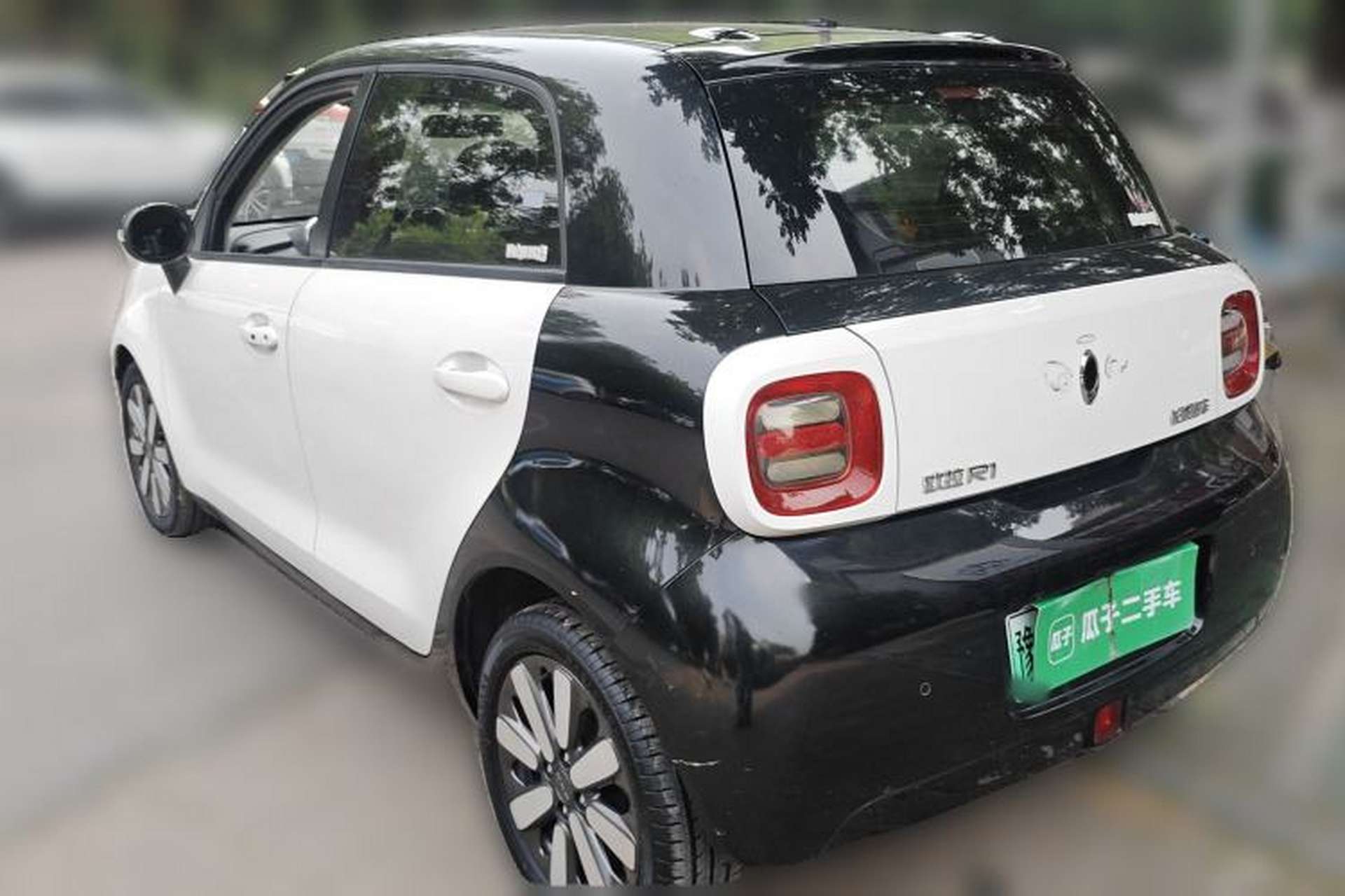 Used ORA Black Cat 2019 351 km Family Edition Rear Left 45 Deg