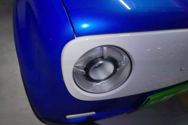 Used ORA Black Cat 2019 310km Fun Edition Right Front Headlight