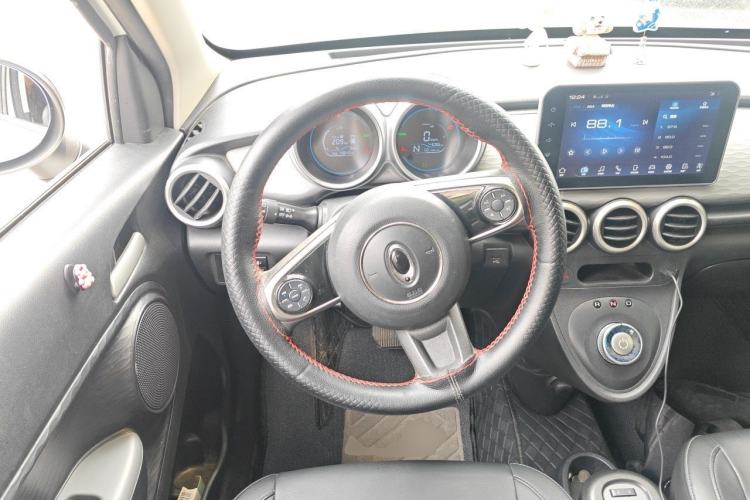 Used ORA Black Cat 2019 351 km Family Edition Steering Wheel