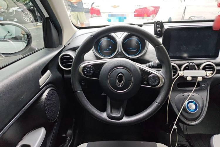 Used ORA Black Cat 2019 351 km Goddess Edition Steering Wheel