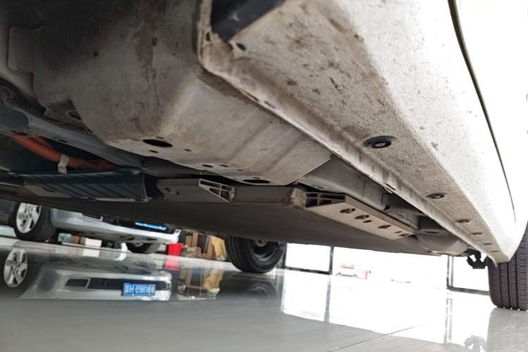 Used ORA Black Cat 2019 301km Standard Edition Left Side Sill
