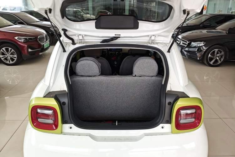 Used ORA Black Cat 2019 301km Standard Edition Trunk