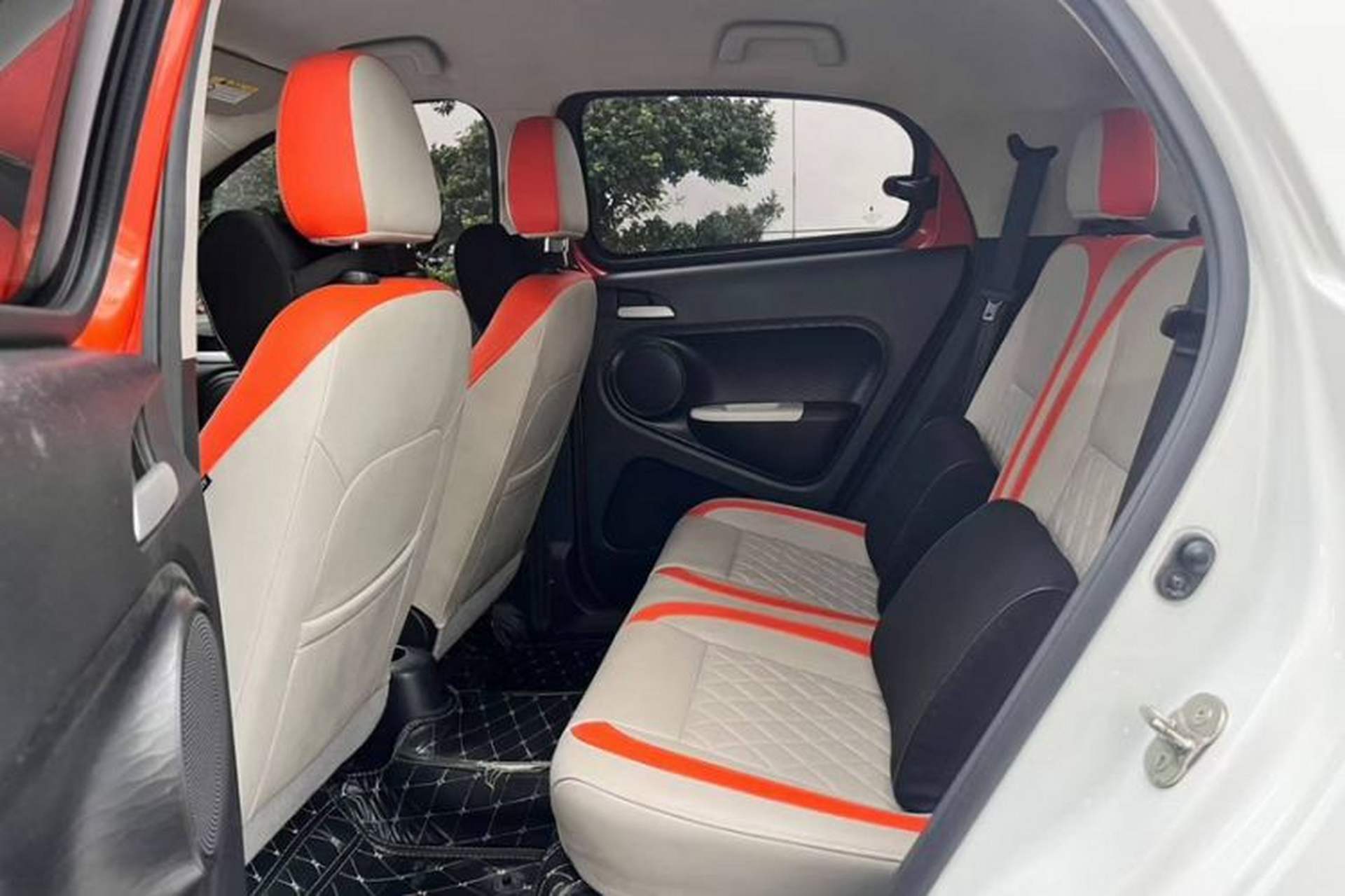 Used ORA Black Cat 2019 351 km Goddess Edition Interior 3
