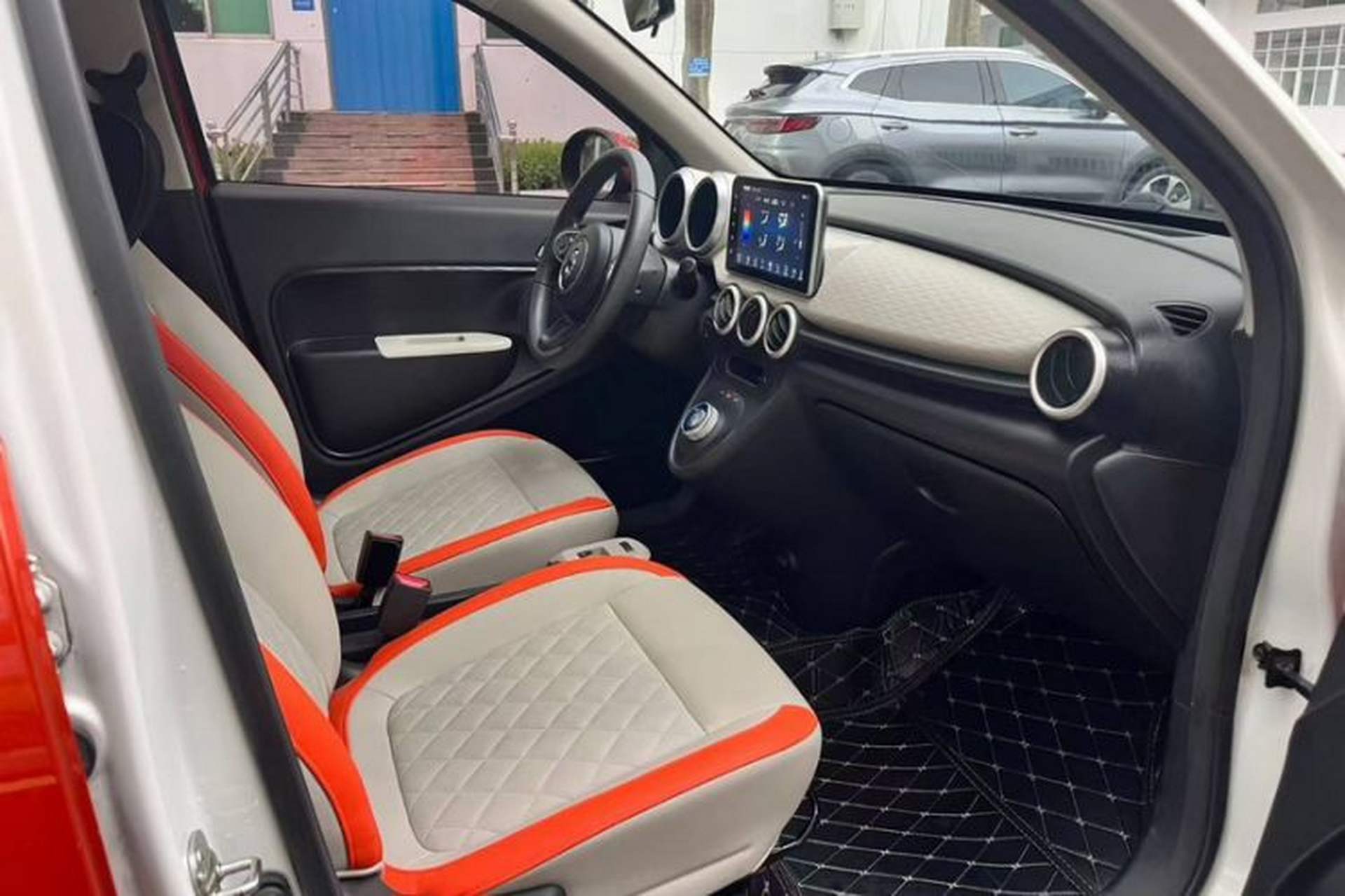 Used ORA Black Cat 2019 351 km Goddess Edition Interior 4