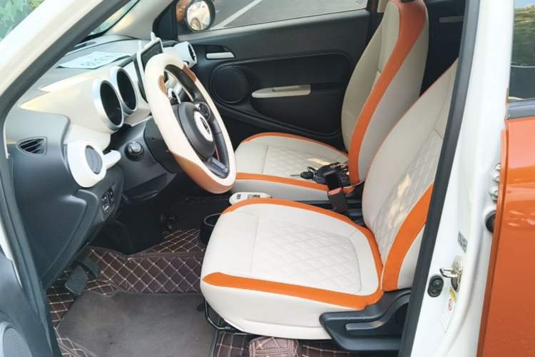 Used ORA Black Cat 2019 351 km Goddess Edition Left Front Seat