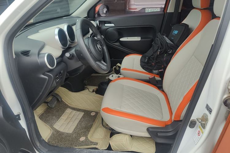 Used ORA Black Cat 2019 351 km Goddess Edition Left Front Seat
