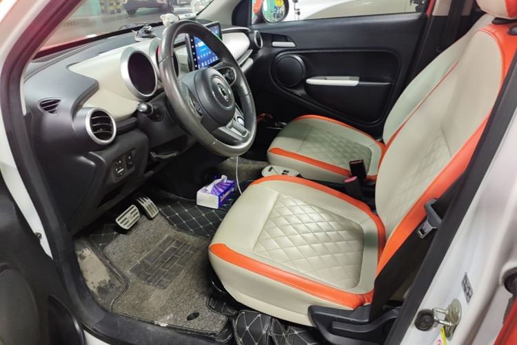 Used ORA Black Cat 2019 351 km Goddess Edition Left Front Seat