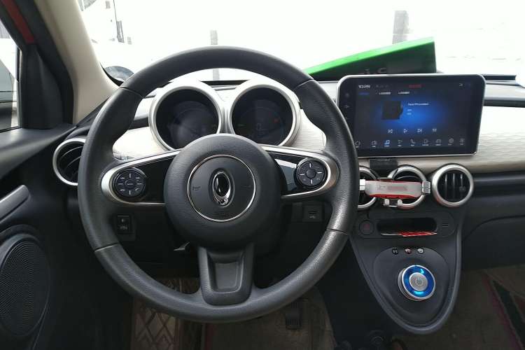 Used ORA Black Cat 2019 351 km Goddess Edition Steering Wheel