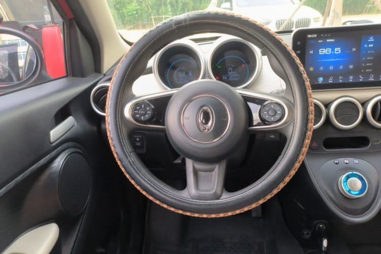 Used ORA Black Cat 2019 351 km Goddess Edition Steering Wheel