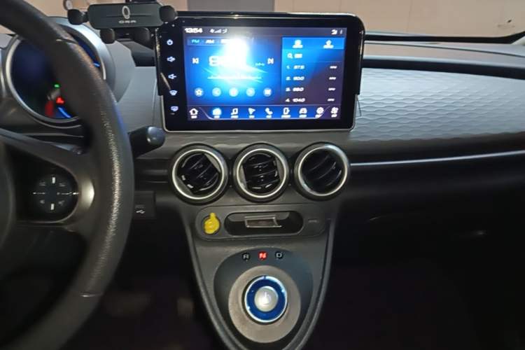 Used ORA Black Cat 2019 351 km Goddess Edition Audio And AC Panel