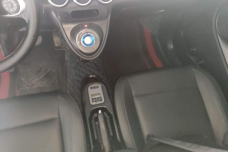 Used ORA Black Cat 2019 351 km Family Edition Gear Lever