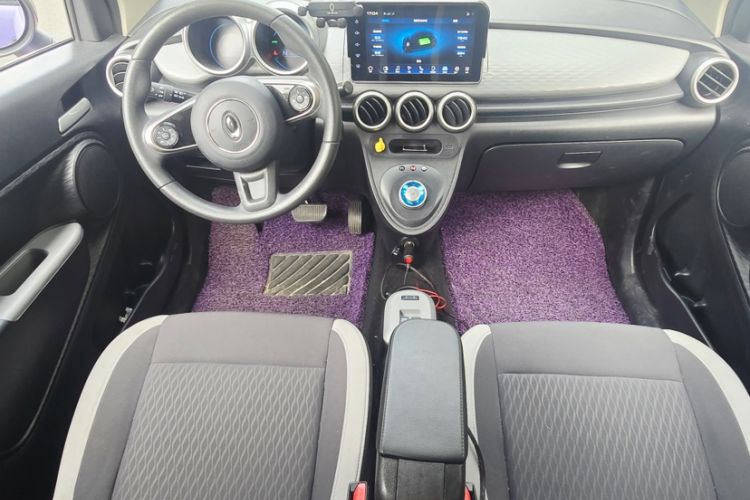 Used ORA Black Cat 2019 351 km Goddess Edition Interior 4