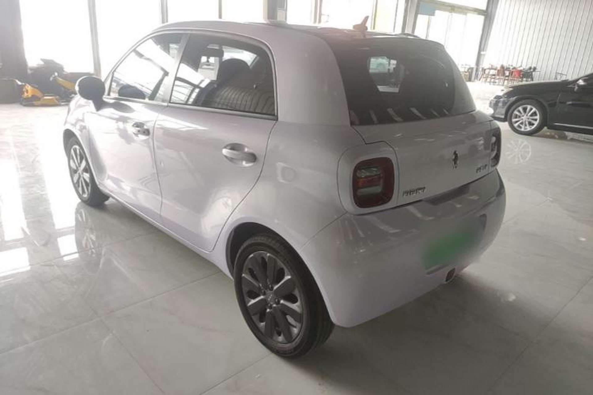 Used ORA Black Cat 2019 351 km Family Edition Rear Left 45 Deg