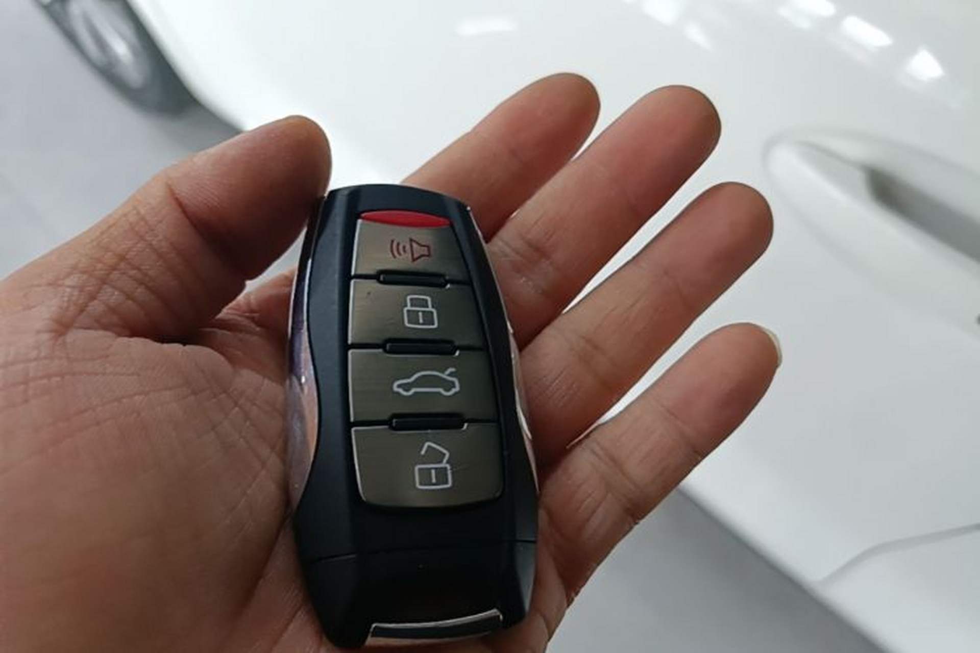 Used ORA Black Cat 2019 351 km Fun Edition Vehicle Key