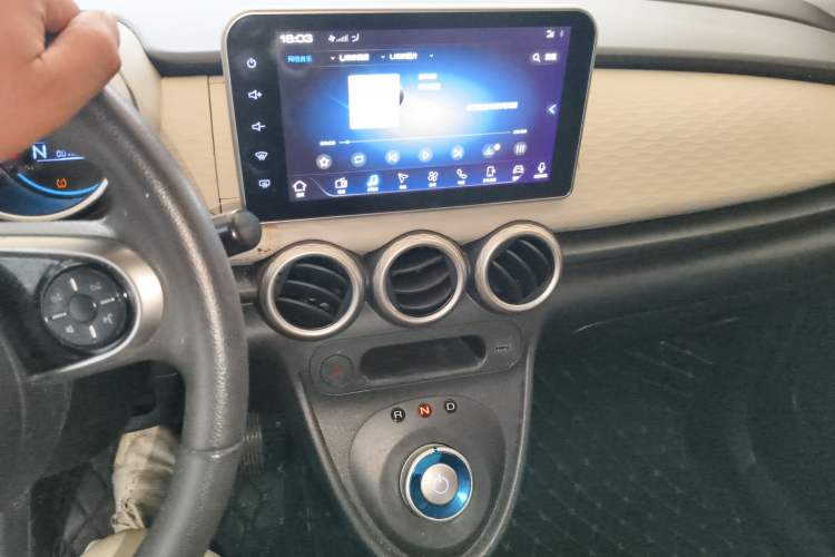 Used ORA Black Cat 2019 351 km Goddess Edition Audio And AC Panel