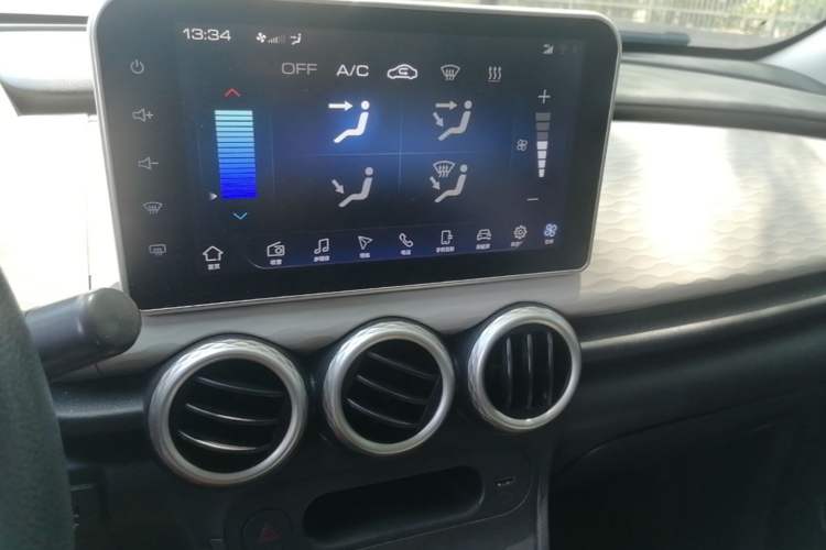 Used ORA Black Cat 2019 351 km Goddess Edition Audio And AC Panel