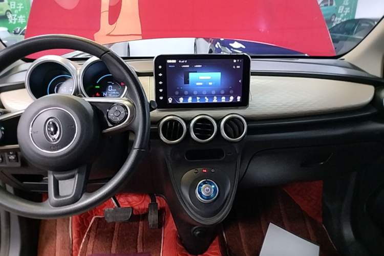Used ORA Black Cat 2019 351 km Goddess Edition Audio And AC Panel