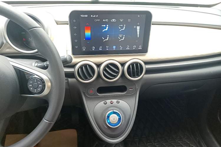 Used ORA Black Cat 2019 351 km Goddess Edition Audio And AC Panel