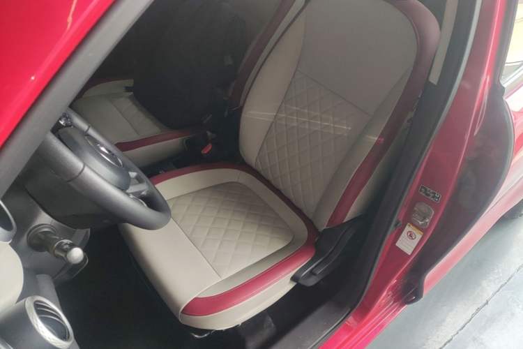 Used ORA Black Cat 2019 351 km Goddess Edition Left Front Seat