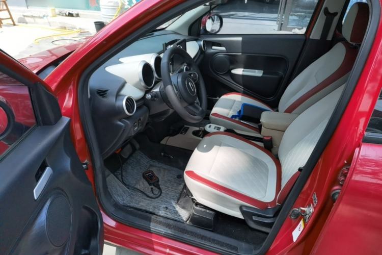 Used ORA Black Cat 2019 351 km Goddess Edition Left Front Seat