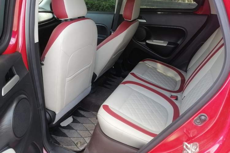 Used ORA Black Cat 2019 351 km Goddess Edition Left Rear Seat