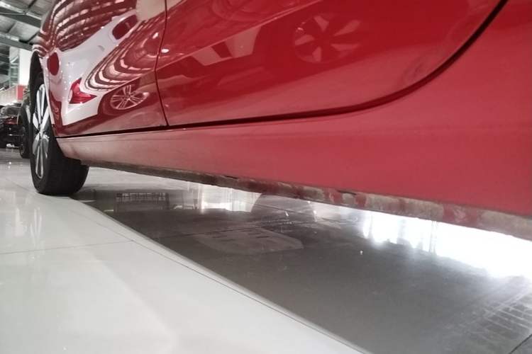 Used ORA Black Cat 2019 351 km Goddess Edition Left Side Sill