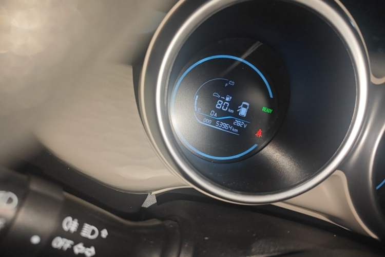 Used ORA Black Cat 2019 301km Standard Edition Odometer Close Up