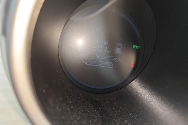 Used ORA Black Cat 2019 351 km Goddess Edition Odometer Close Up
