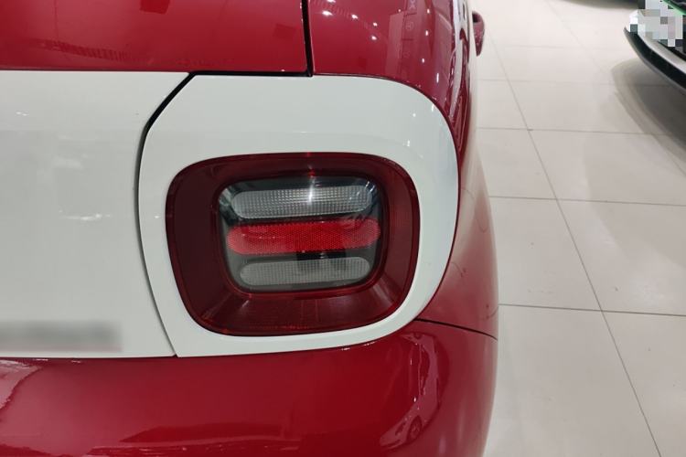 Used ORA Black Cat 2019 351 km Goddess Edition Right Rear Taillight