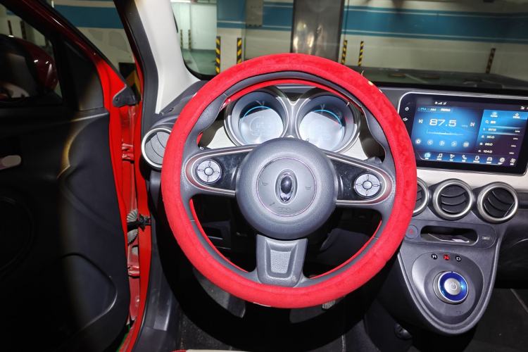 Used ORA Black Cat 2019 351 km Goddess Edition Steering Wheel