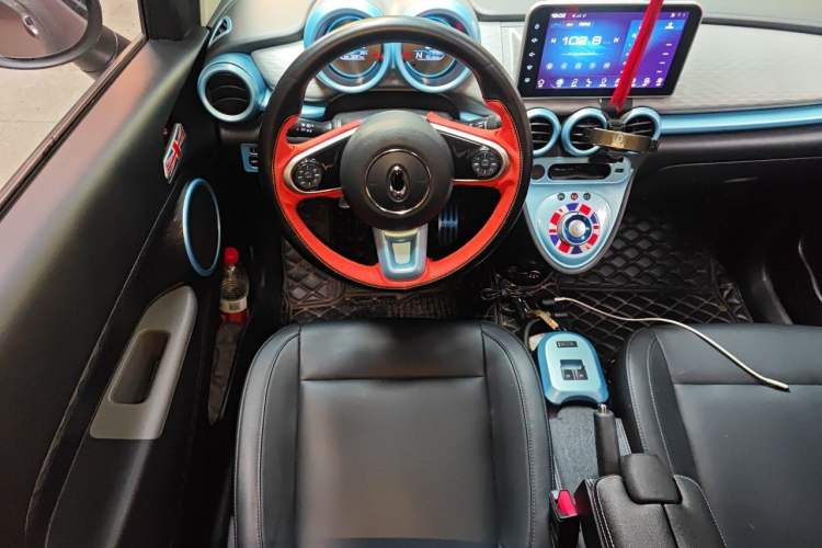 Used ORA Black Cat 2019 351 km Family Edition Steering Wheel