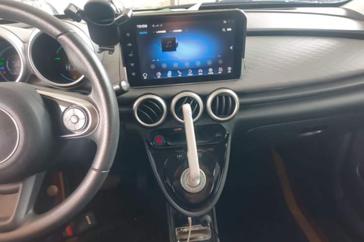 Used ORA Black Cat 2019 351 km Family Edition Audio And AC Panel