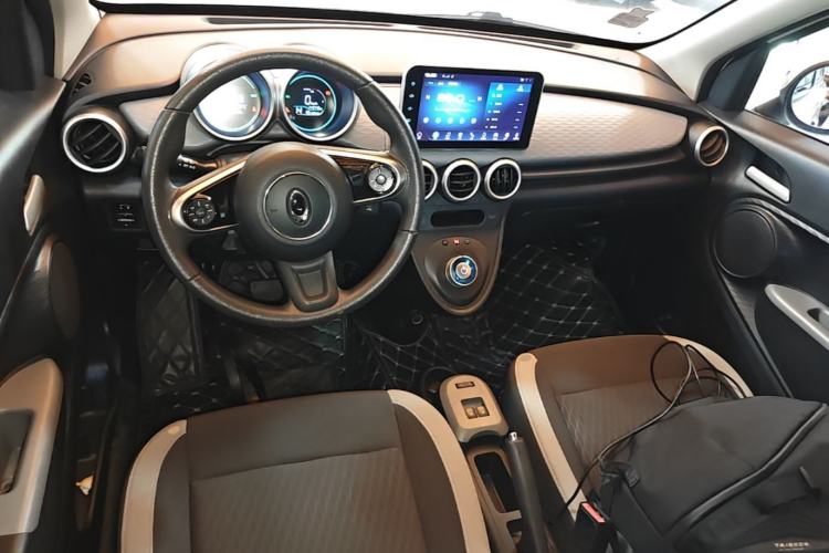 Used ORA Black Cat 2019 351 km Fun Edition Center Console