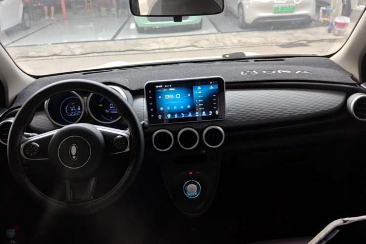 Used ORA Black Cat 2019 301km Standard Edition Center Console
