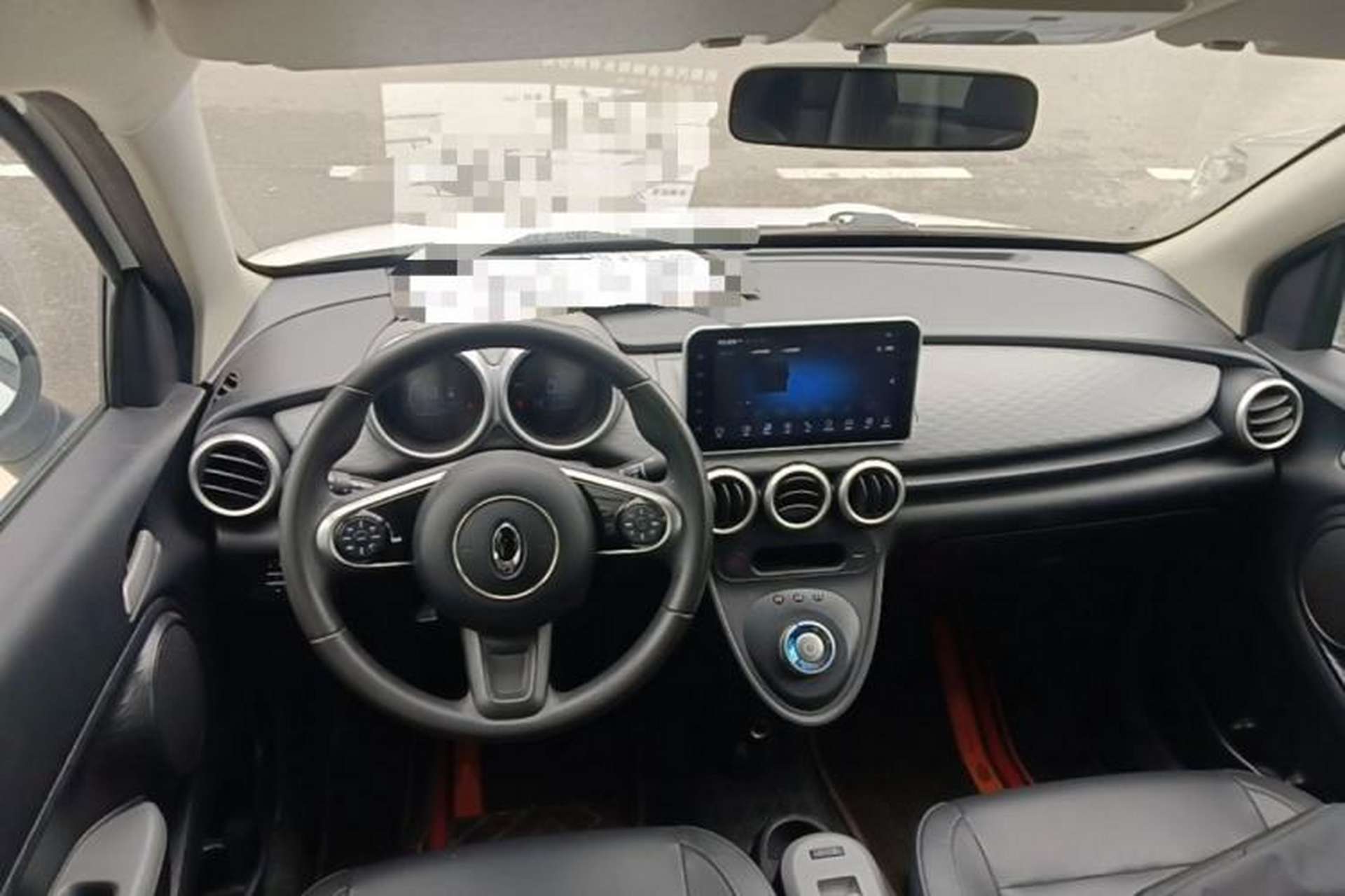 Used ORA Black Cat 2019 351 km Family Edition Center Console
