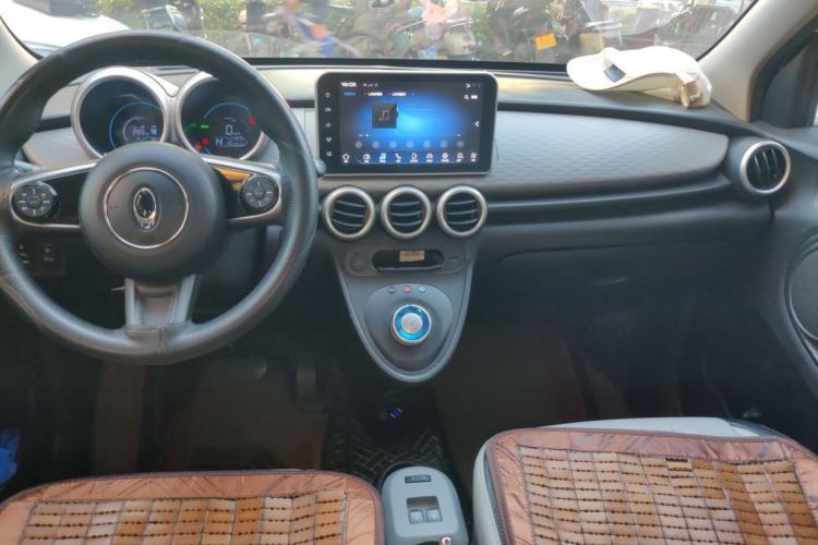 Used ORA Black Cat 2019 301km Standard Edition Center Console