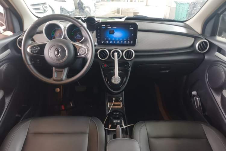 Used ORA Black Cat 2019 351 km Family Edition Center Console