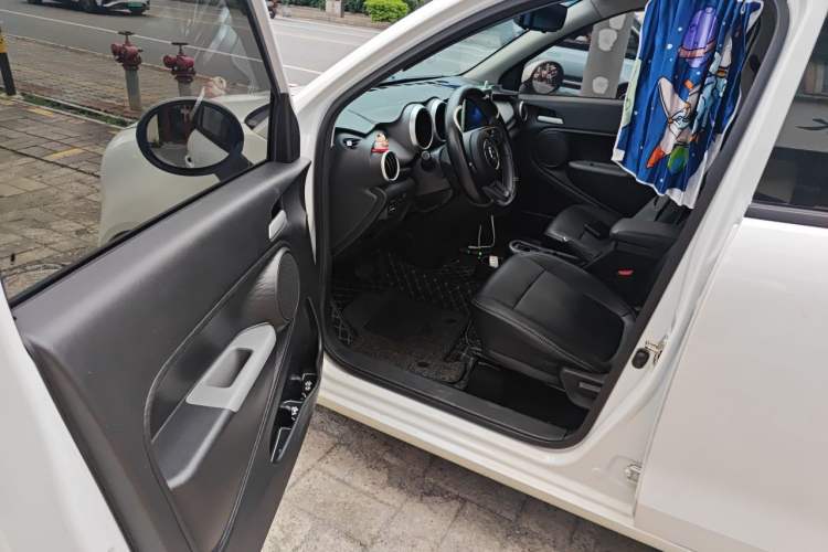 Used ORA Black Cat 2019 301km Standard Edition Driver Seat