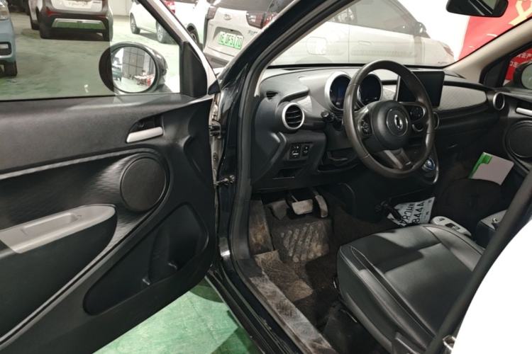Used ORA Black Cat 2019 351 km Family Edition Driver Seat