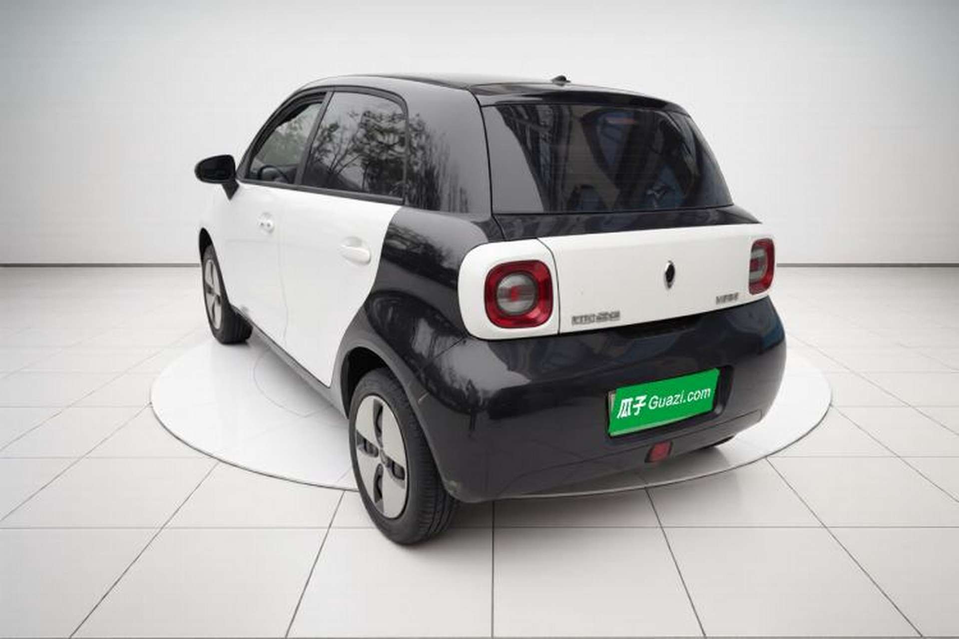 Used ORA Black Cat 2019 301km Standard Edition Exterior 3