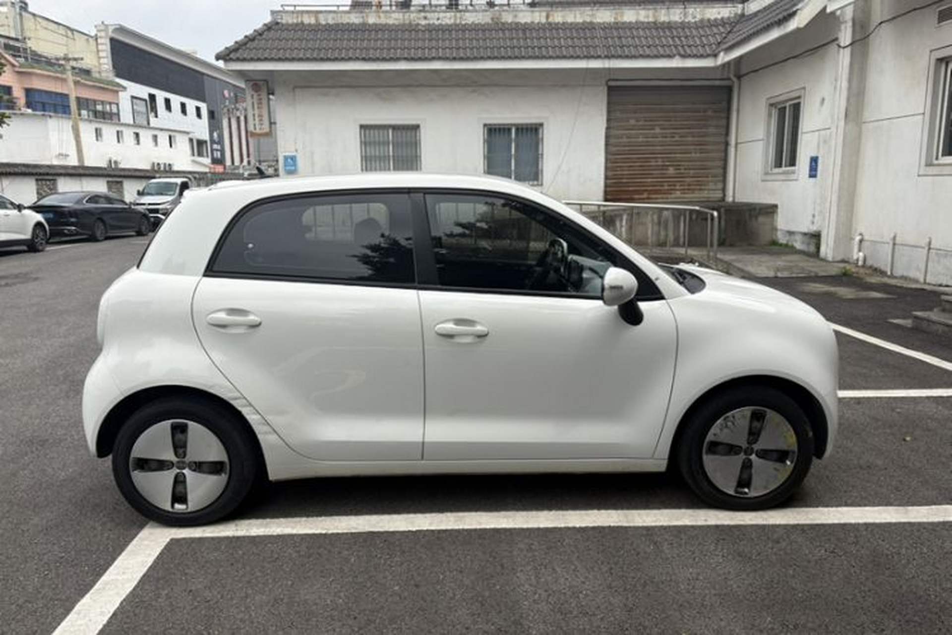 Used ORA Black Cat 2019 351 km Fun Edition Exterior 4