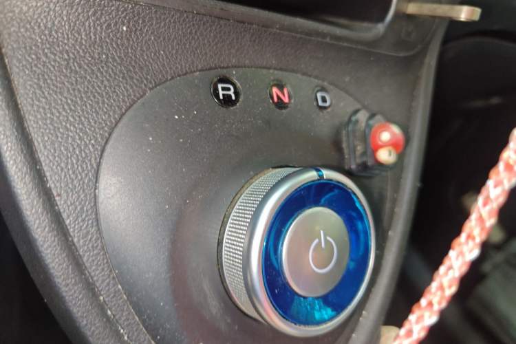 Used ORA Black Cat 2019 351 km Goddess Edition Gear Lever