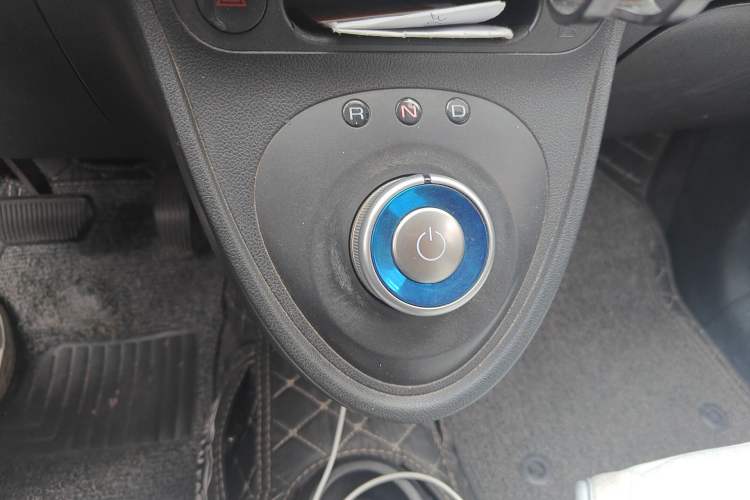 Used ORA Black Cat 2019 301km Standard Edition Gear Lever