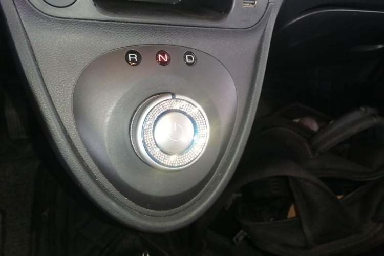 Used ORA Black Cat 2019 301km Standard Edition Gear Lever