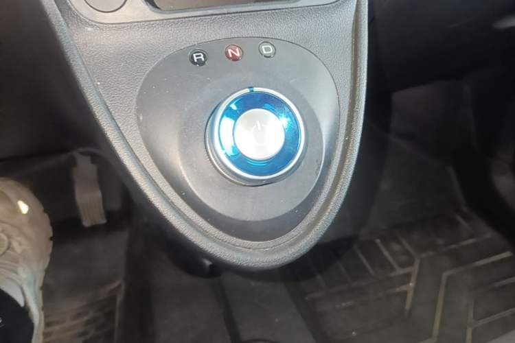 Used ORA Black Cat 2019 301km Standard Edition Gear Lever