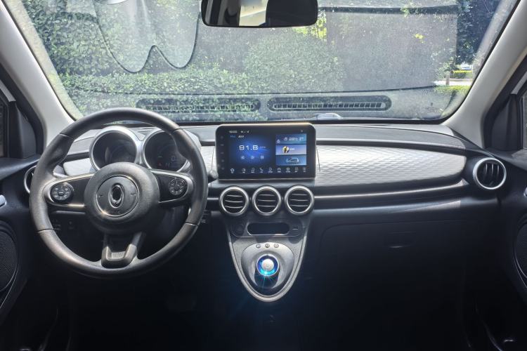 Used ORA Black Cat 2019 351 km Family Edition Interior 1