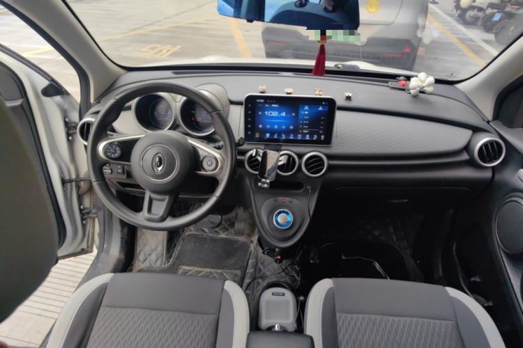 Used ORA Black Cat 2019 301km Standard Edition Interior 2